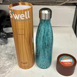 Brand New S’well Stainless Steel water bottle